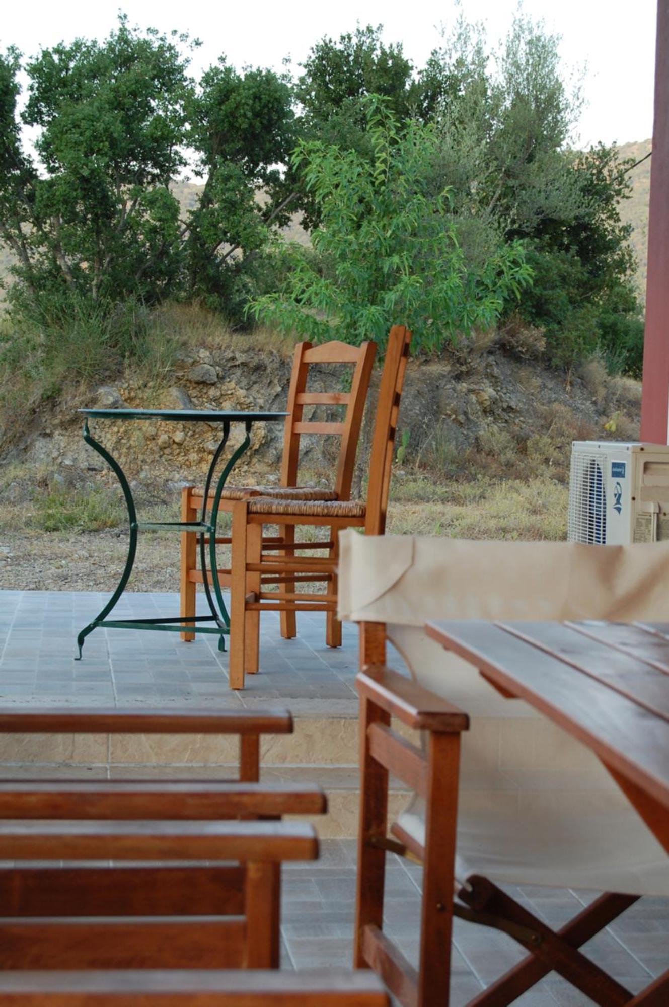 Blue Lagoon Villa Poros  Buitenkant foto